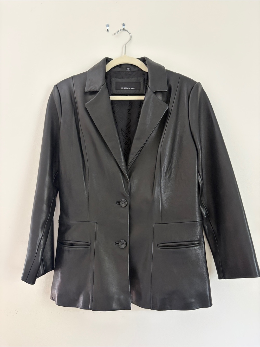 VINTAGE 90s / Y2K Jones New York Black Leather Jacket
